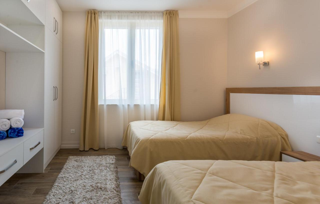 Boka Di Mare Appartement Tivat Buitenkant foto
