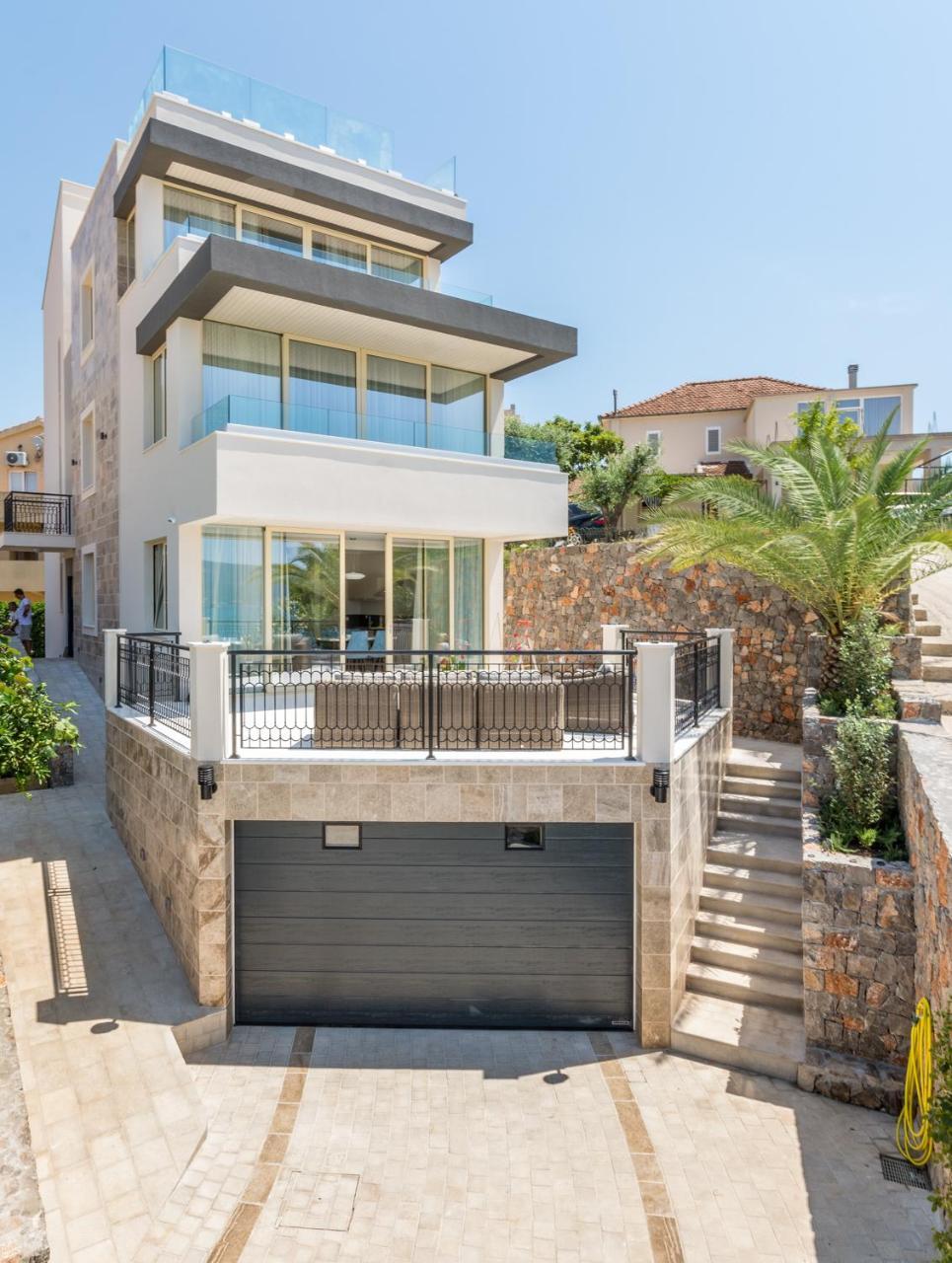 Boka Di Mare Appartement Tivat Buitenkant foto