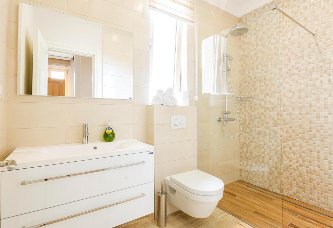 Boka Di Mare Appartement Tivat Buitenkant foto